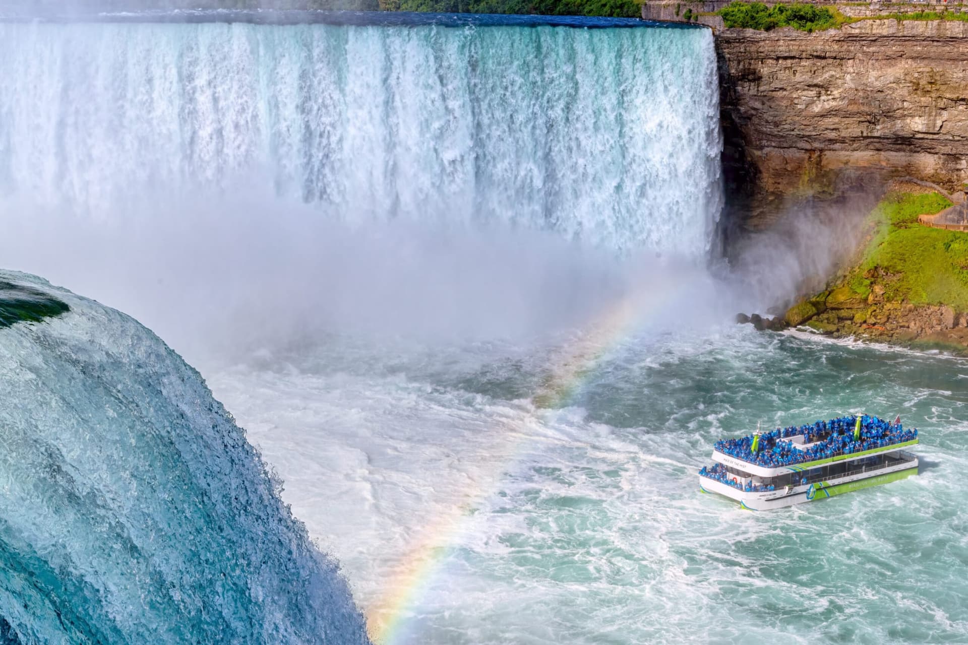 Cataratas del Niágara EE. UU.: tour nocturno de iluminación y Maid of the Mist opcional - imagen 7