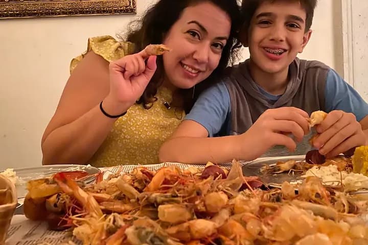 Experiencia culinaria y cabaret de Shrimp Boil - imagen 8
